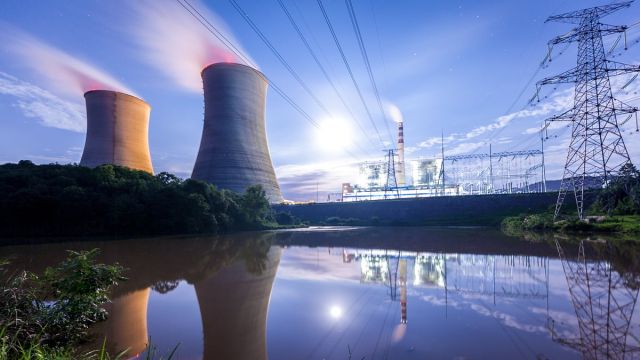 Trading Update: Forget Tech Stocks: The Energy Stock That’s Fueling the Data Center Explosion